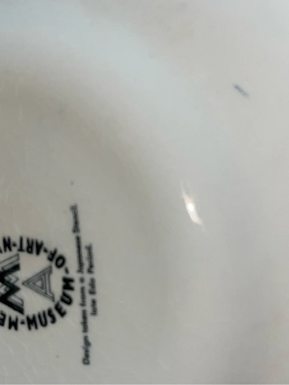 4 Johnson Brothers Metropolitan Museum of Art Hummingbird Blue and White Salad